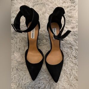 Steve Madden Black Suede Heels